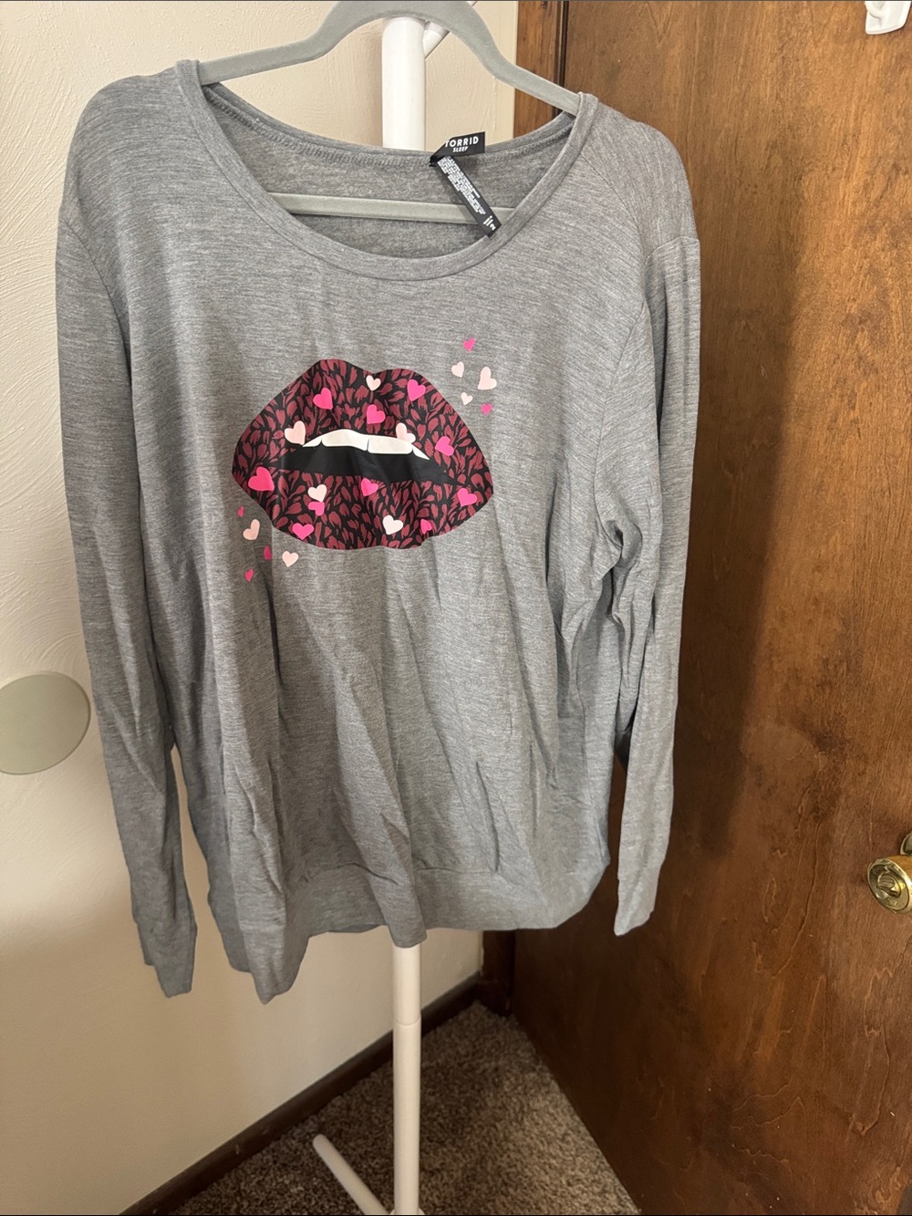torrid Grey Long Sleeve Lip Print Top with Pink Accents